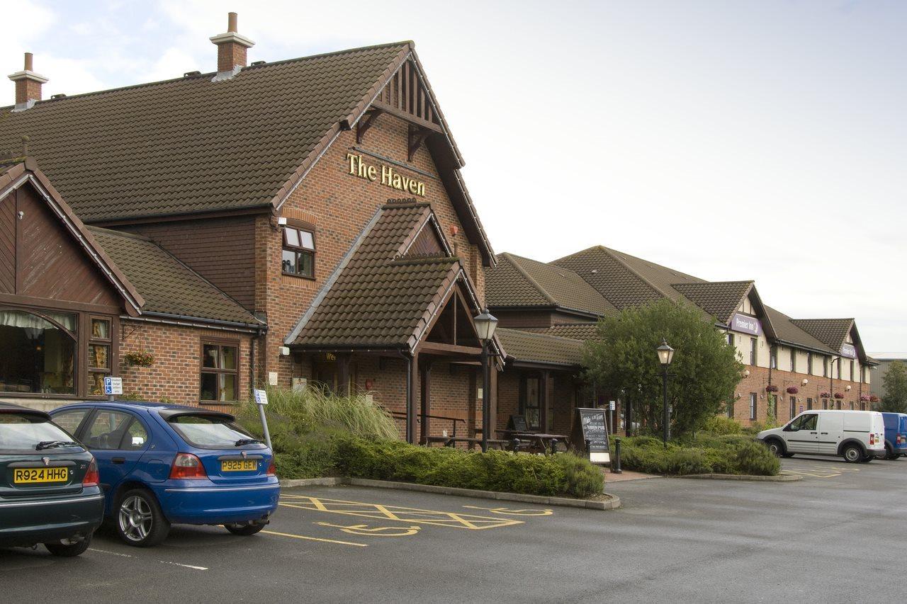 Premier Inn Grimsby Exterior foto